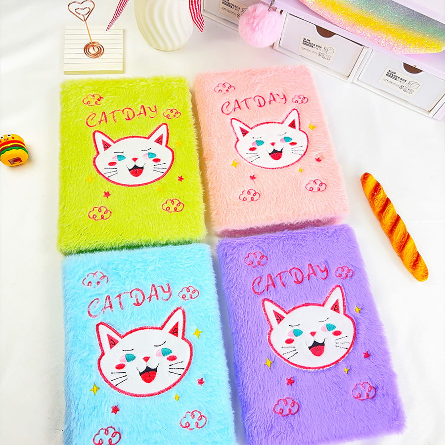A5 Cute Cat Day Diary Plys notesbog